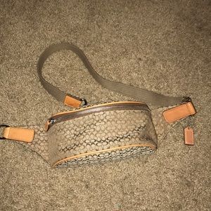 💌COACH💌 fanny pack. Belt/waist/hip pack.